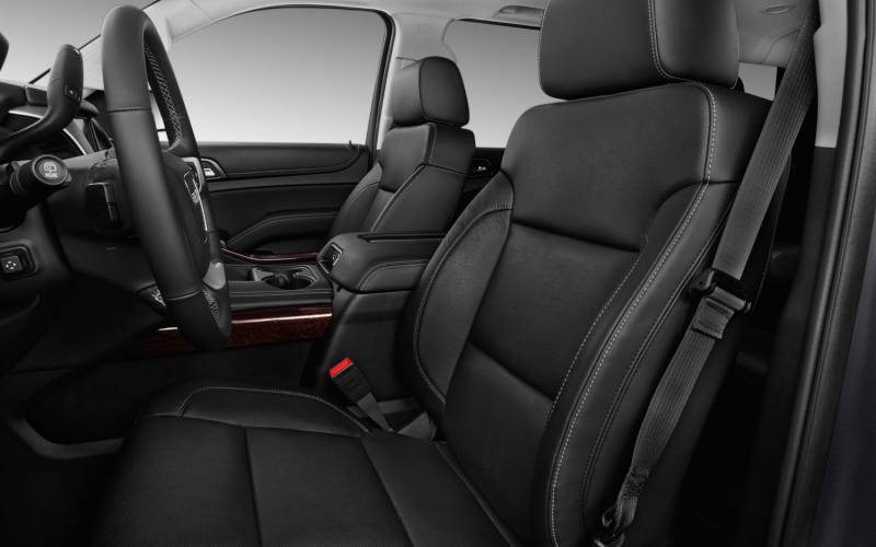 Comparison GMC Yukon XL Denali 2017 vs BMW X5 xDrive50i 2017